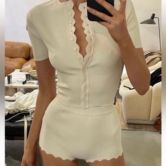 Helsa Tops - Helsa Elvira ivory set